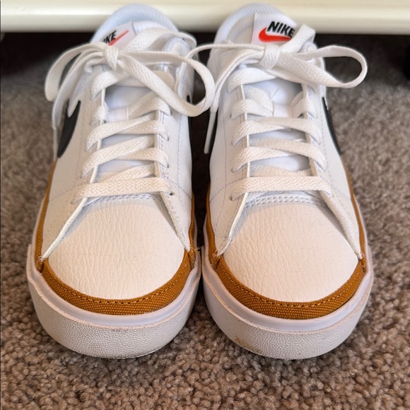 Nike Court Legacy Next Nature - Women’s size 7 - Picture 9 of 16